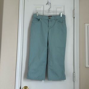 Size 4 Merona stretch capri pants, light blue